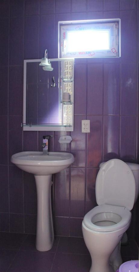 Guest House Racha 安布罗劳里 外观 照片